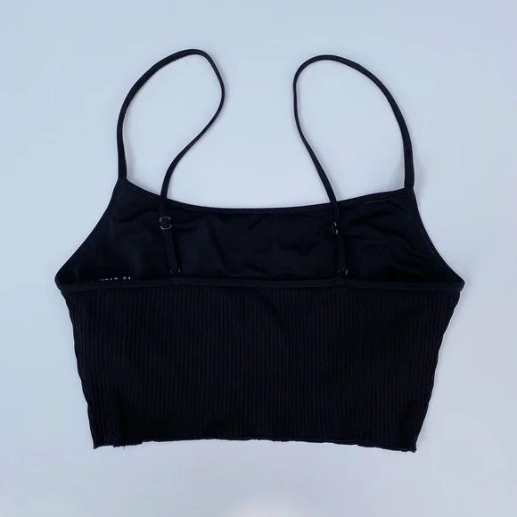 Black Ribbed Camisole Crop Top - Picture 3 of 3